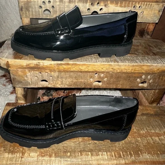 NEW Franco Sarto Quinnley Women's Black Patent Loafers Sz 9 - Picture 9 of 13
